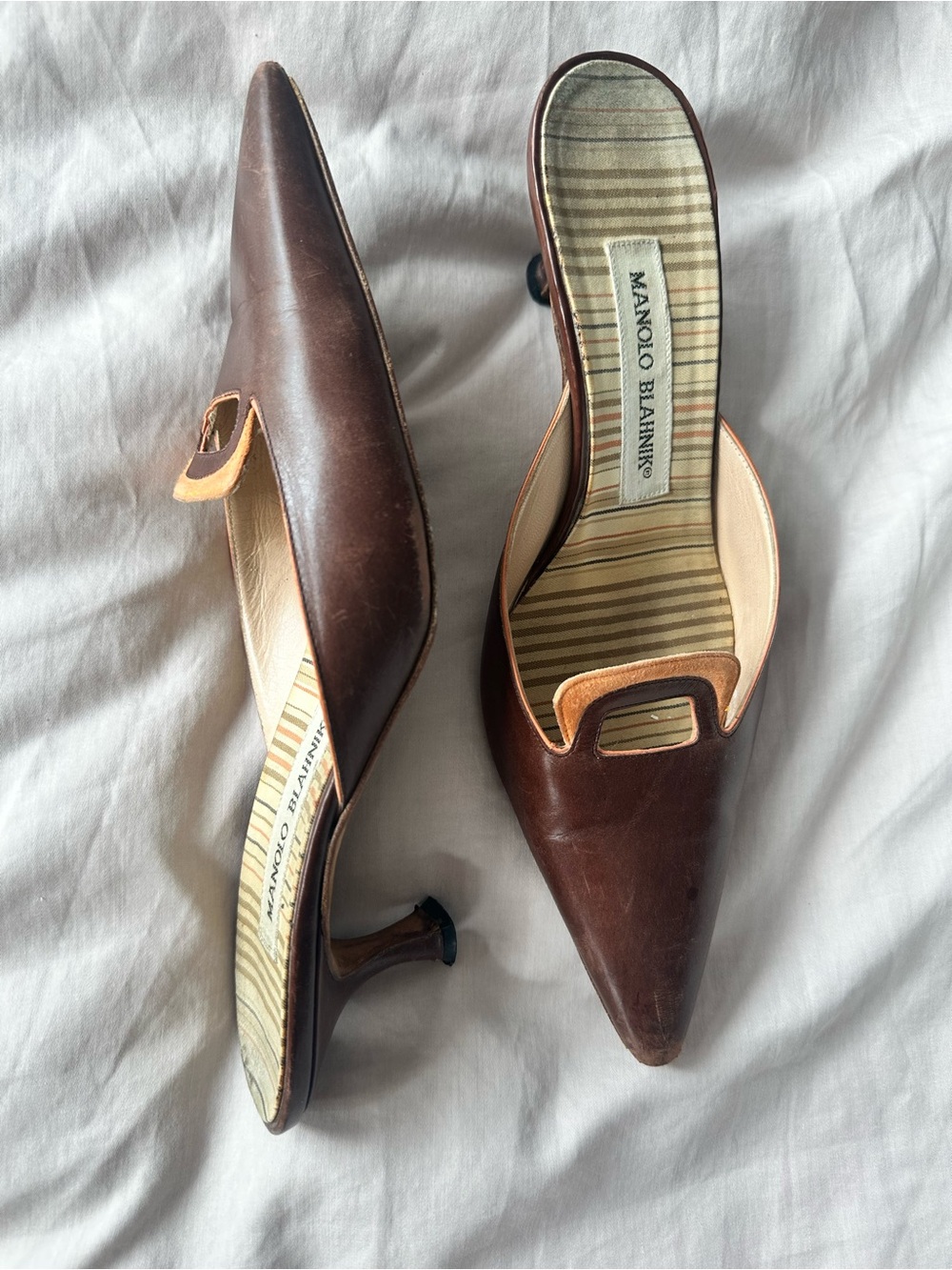 Manolo Blahnik Brown & Orange Leather Pointed-Toe Kitten Heel Mules